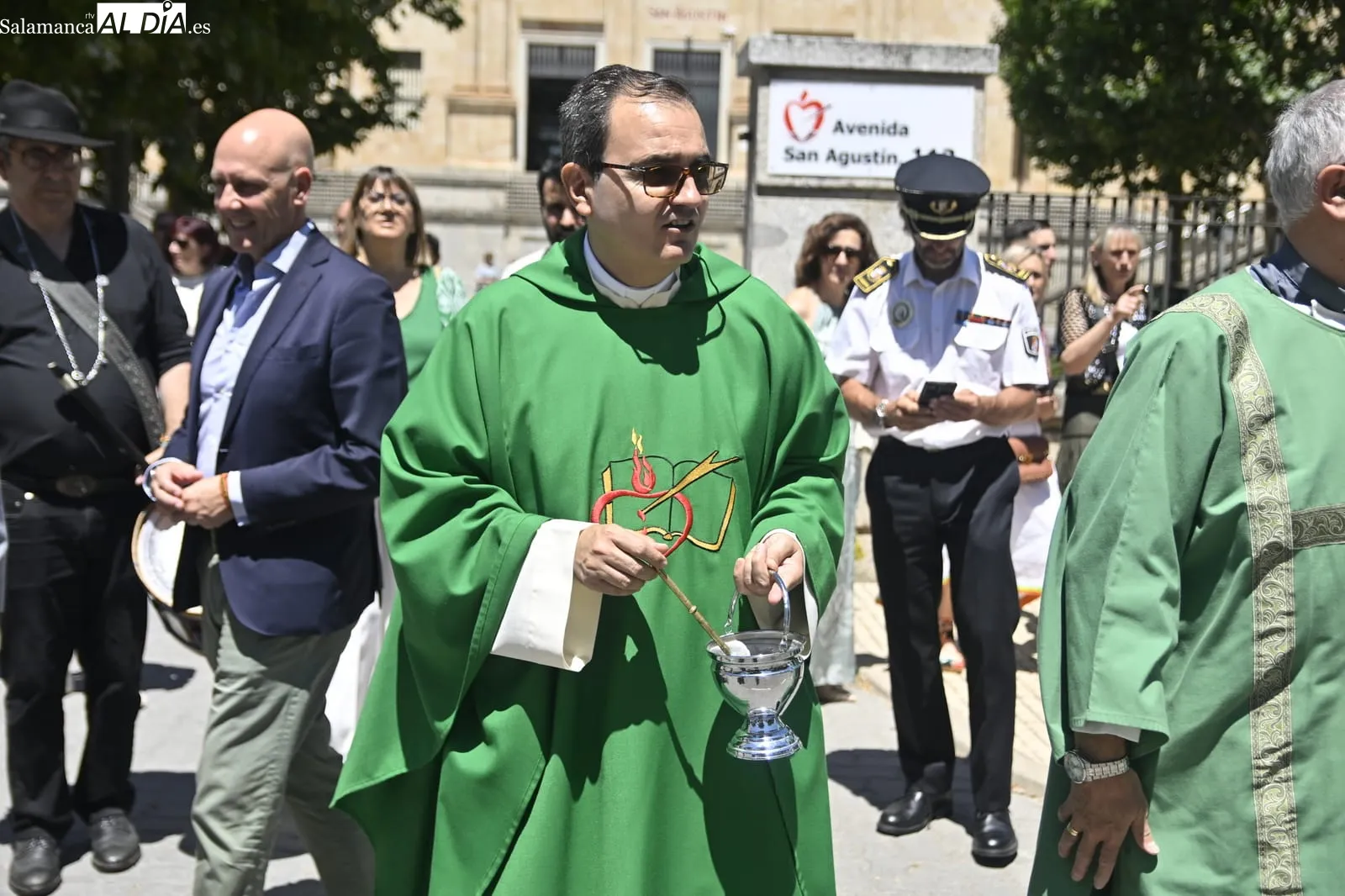 Foto 11 - FOTOS | Salamanca bendice sus veh&iacute;culos por San Crist&oacute;bal