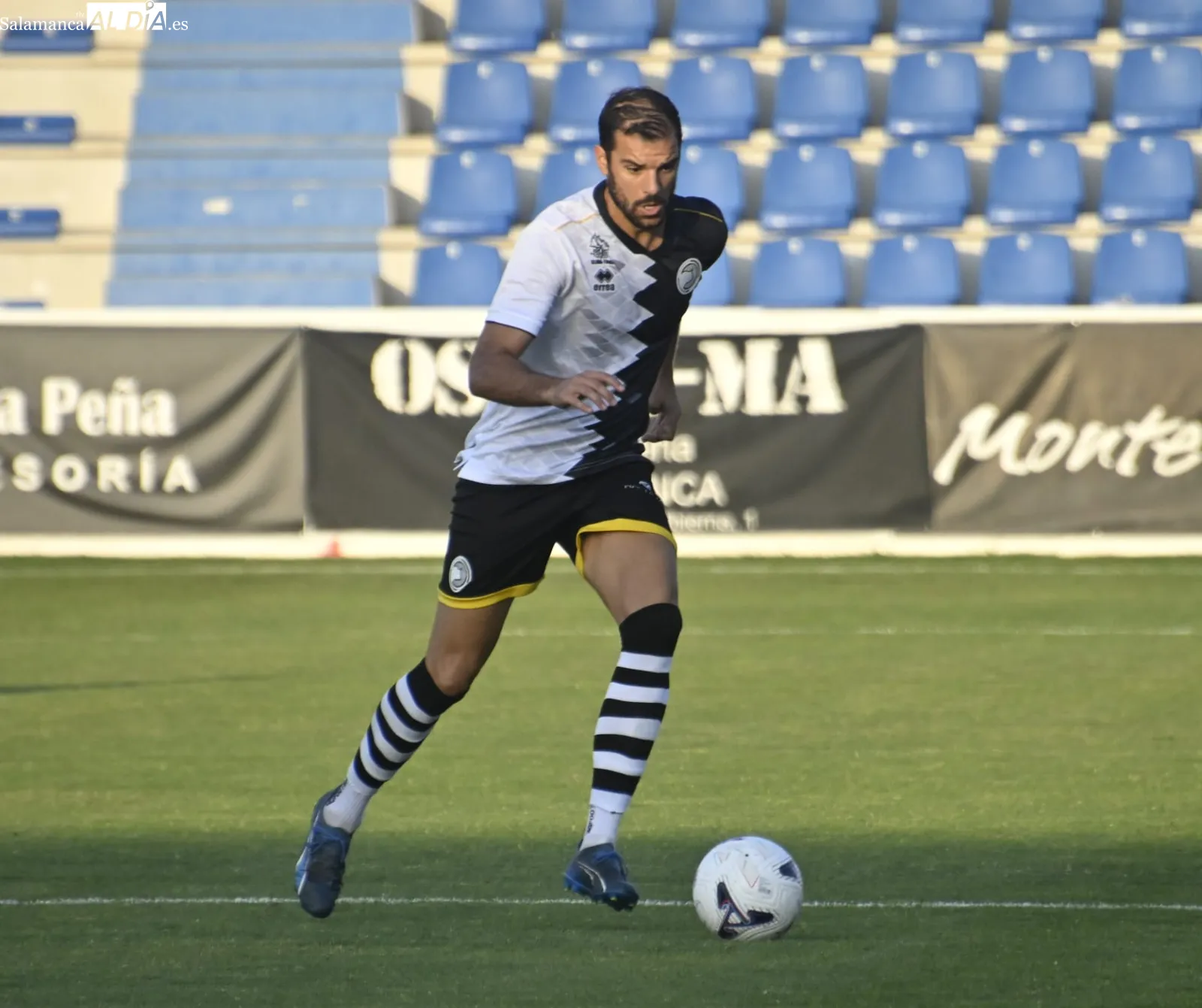 Foto 3 - FOTOS | Unionistas cae por la m&iacute;nima ante el Burgos en su primer test de preparaci&oacute;n (0-1)