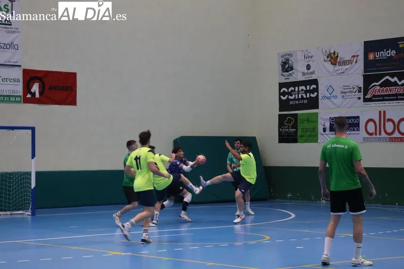 Foto 8 - Definidas las semifinales del Campeonato de Verano de F&uacute;tbol Sala de Alba de Tormes tras una intensa jornada de cuartos