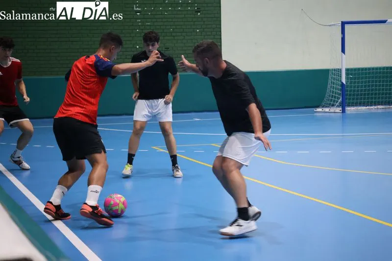 Foto 11 - Definidas las semifinales del Campeonato de Verano de F&uacute;tbol Sala de Alba de Tormes tras una intensa jornada de cuartos