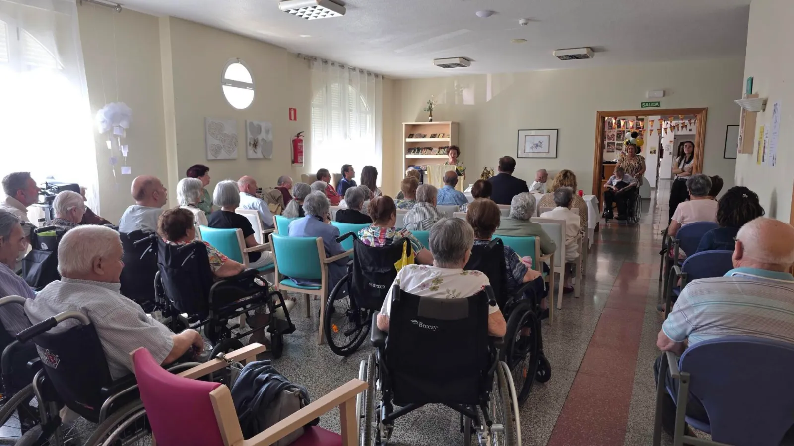 Foto 5 - Talleres de recuerdos, m&uacute;sica y bingo para conmemorar el D&iacute;a de los Abuelos en Guijuelo