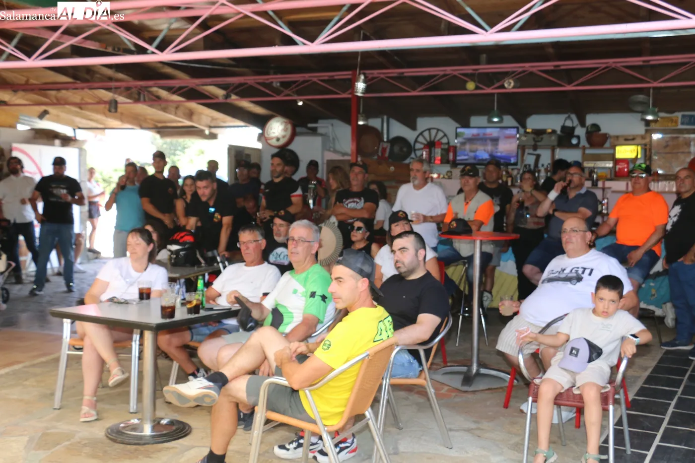 Kedada motera 'Legendarios en Villar de Peralonso / CORRAL