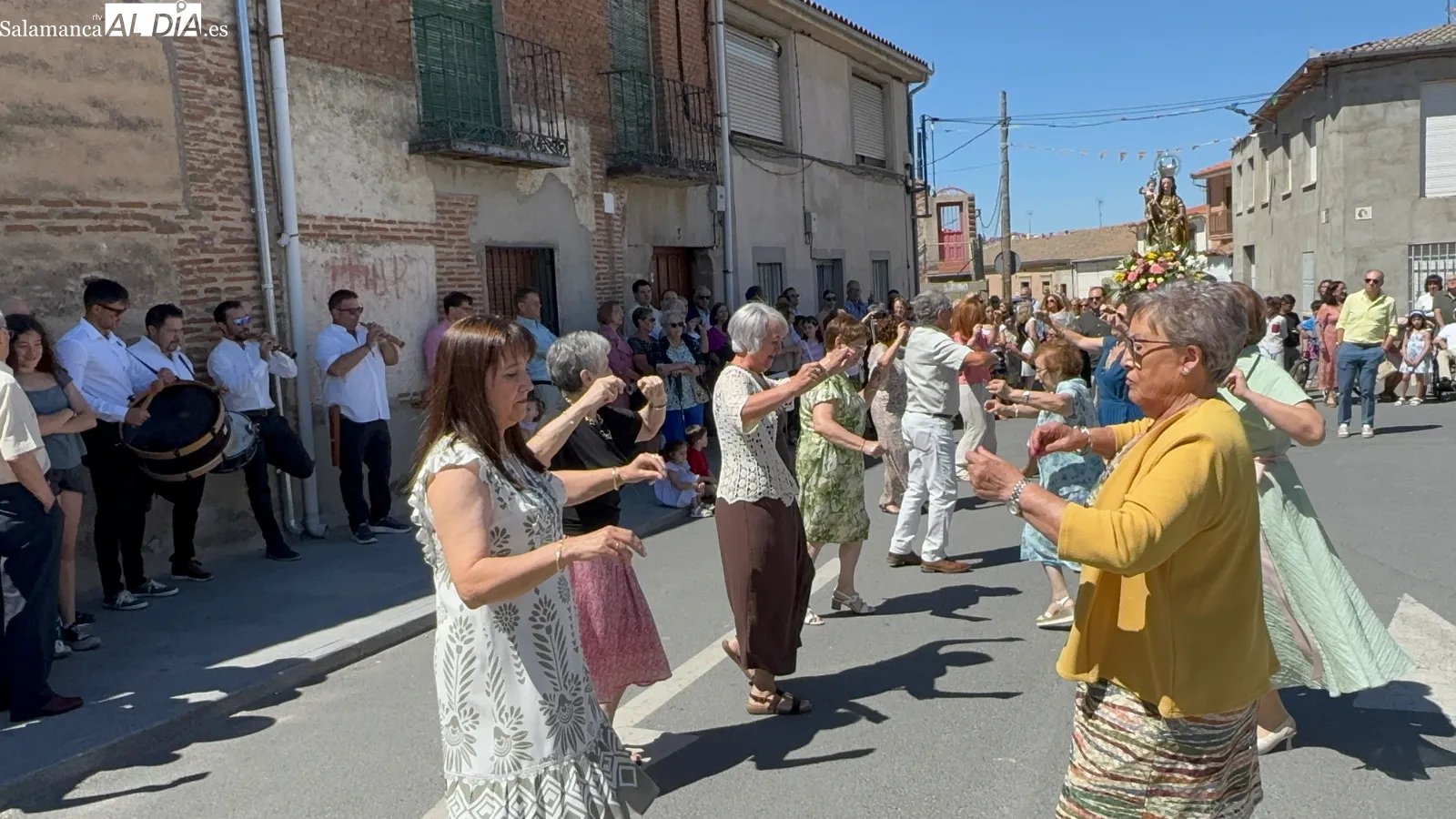 Fiesta de la Virgen del Rosario en Mancera de Abajo