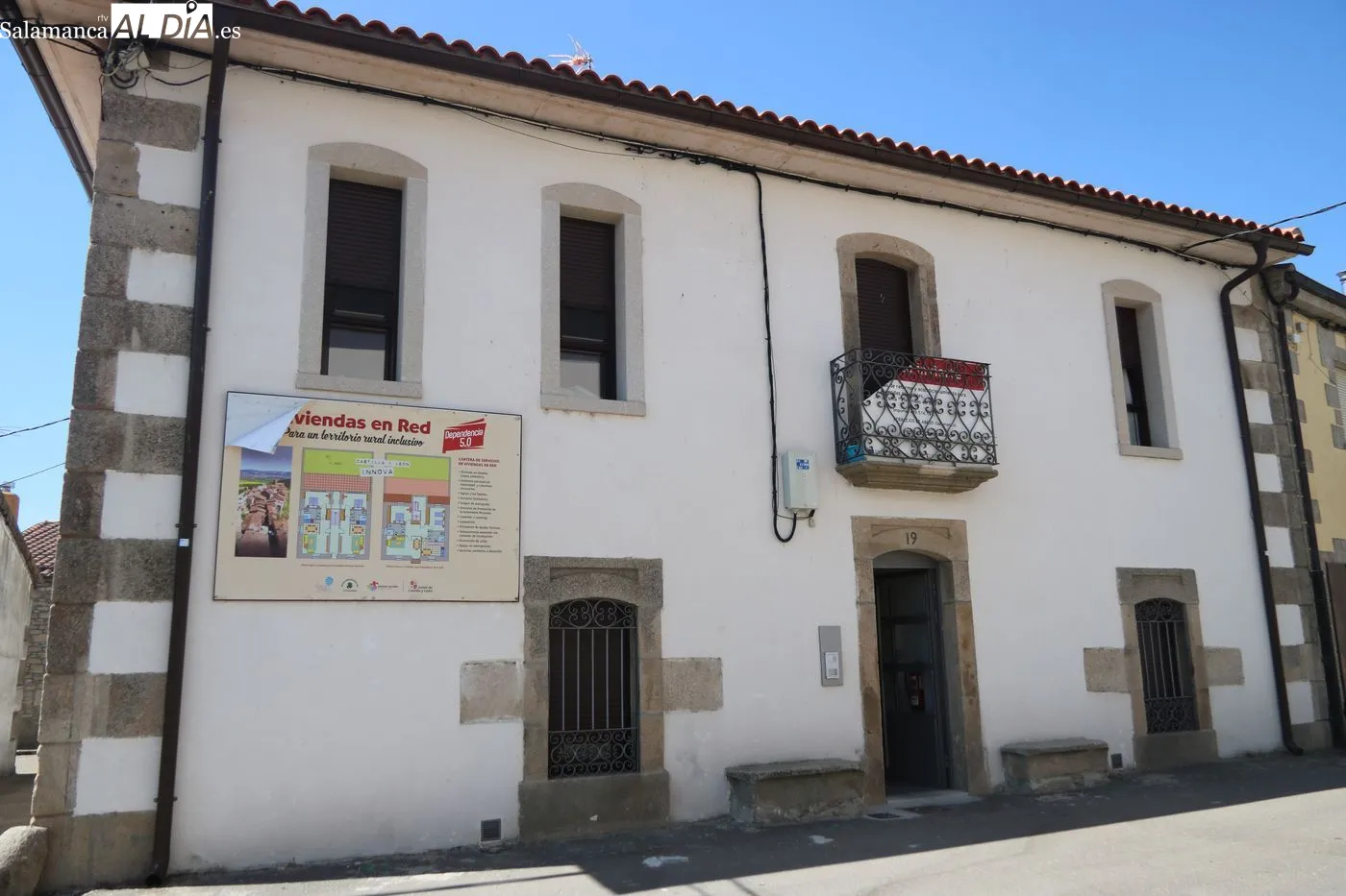 Viviendas sociales del programa 'Rehabitare' en Peralejos de Abajo / ARIAS