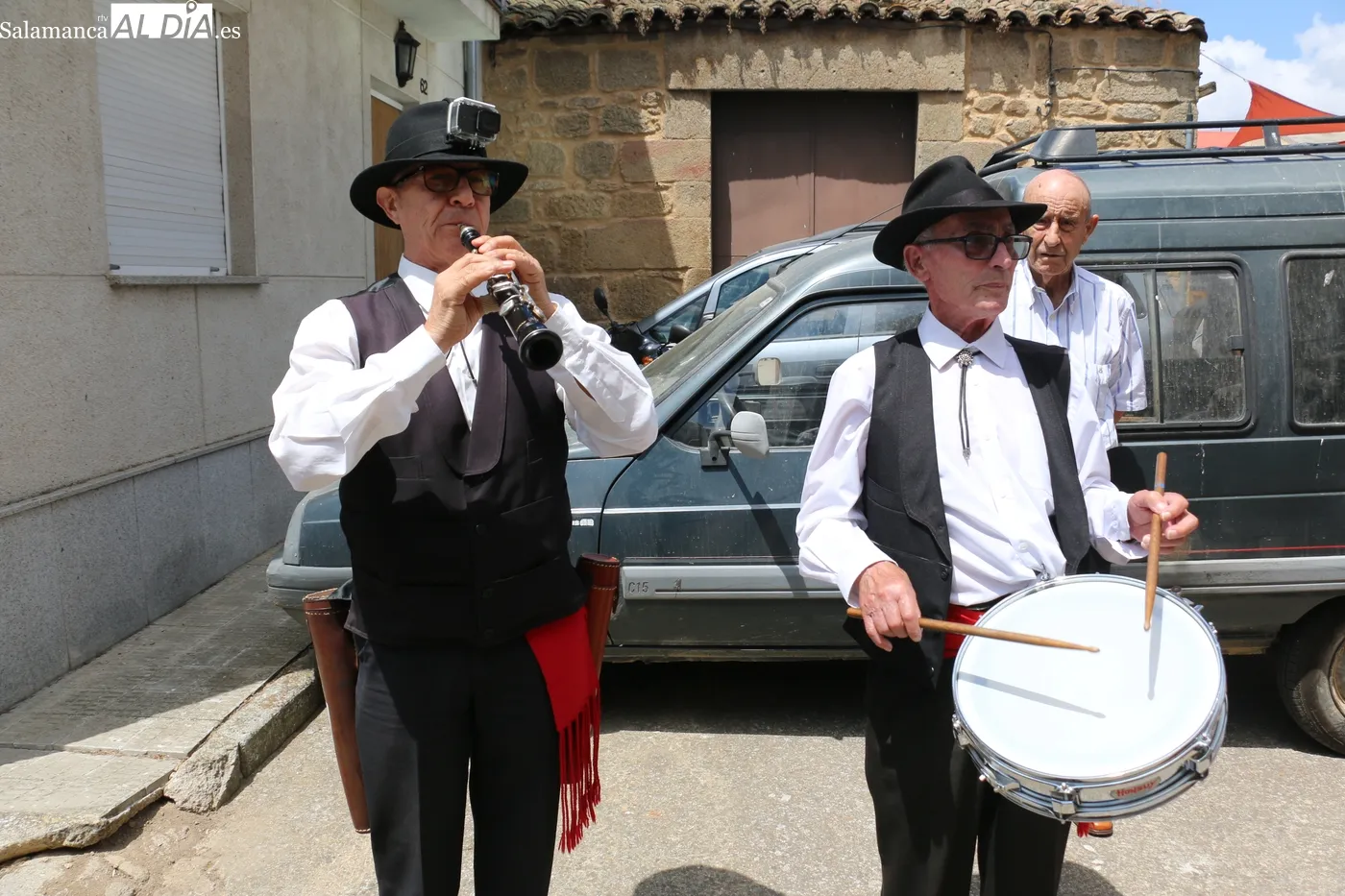 Procesión de Santiago Apóstol por las calles de Sobradillo / CORRAL