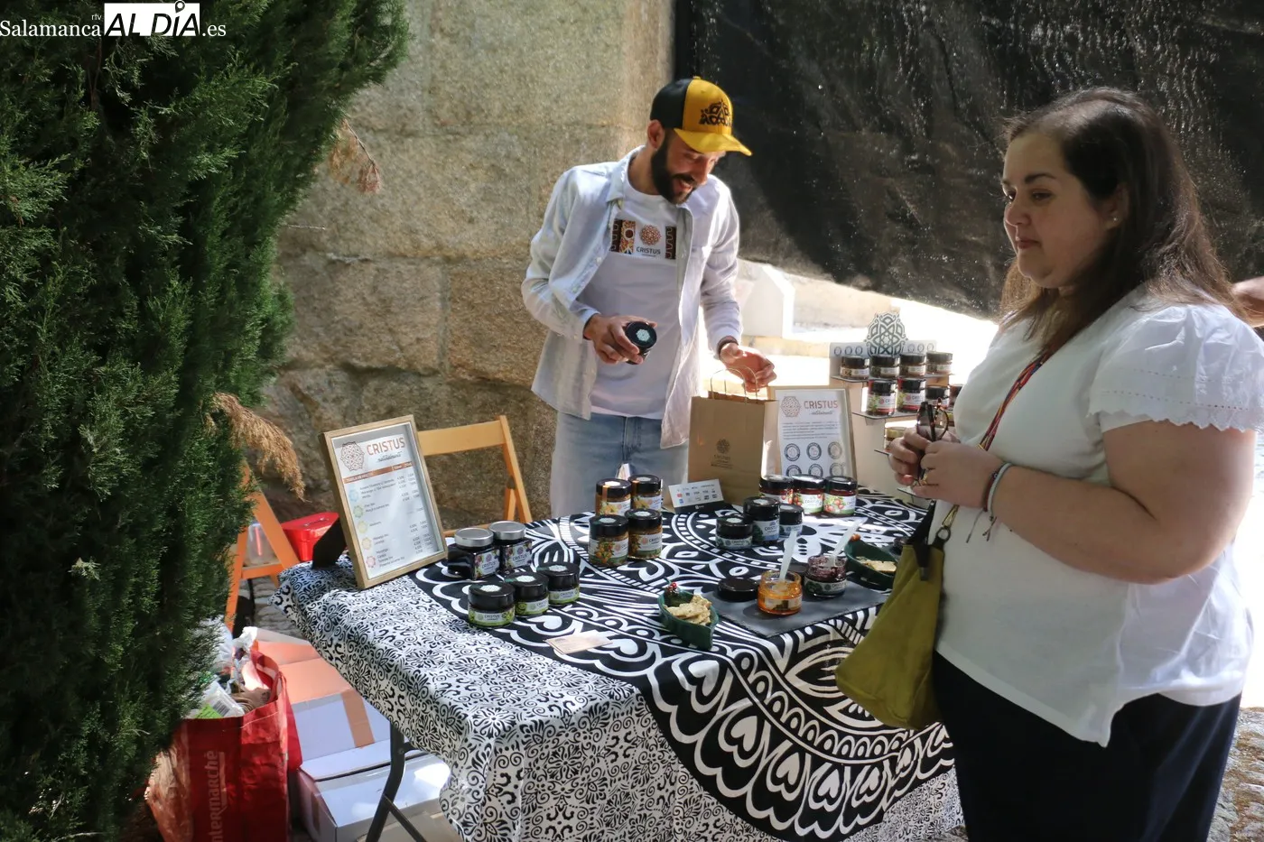 XVI Feria de Oficios Artesanos y Productos Agroecológicos de Monleras / CORRAL