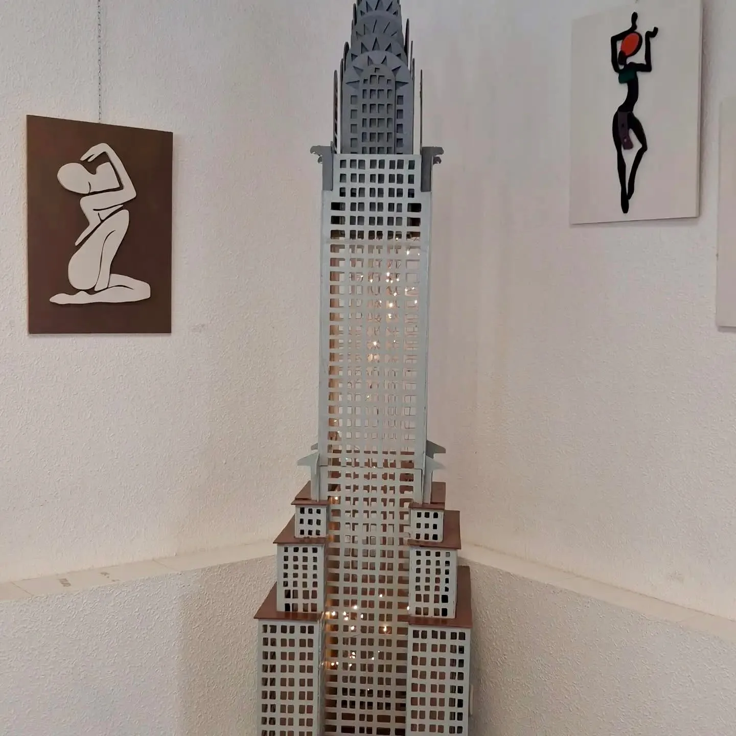 Foto 2 - Santiago de la Puebla disfruta con los juegos tradicionales y sorprende con la exposici&oacute;n de Benjam&iacute;n Delgado