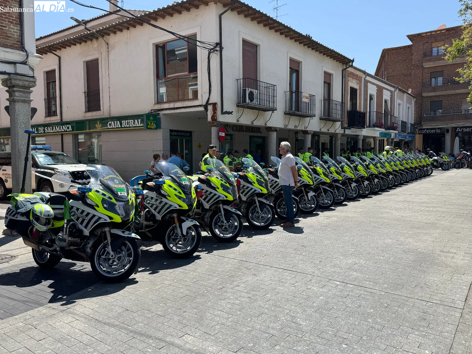 Foto 11 - Pe&ntilde;aranda y comarca se vuelcan con la salida de la Vuelta Sub-23