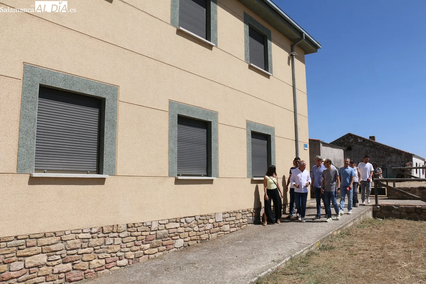 Visita de Carlos Martínez a la finca Rollanejo en El Cubo de Don Sancho / CORRAL