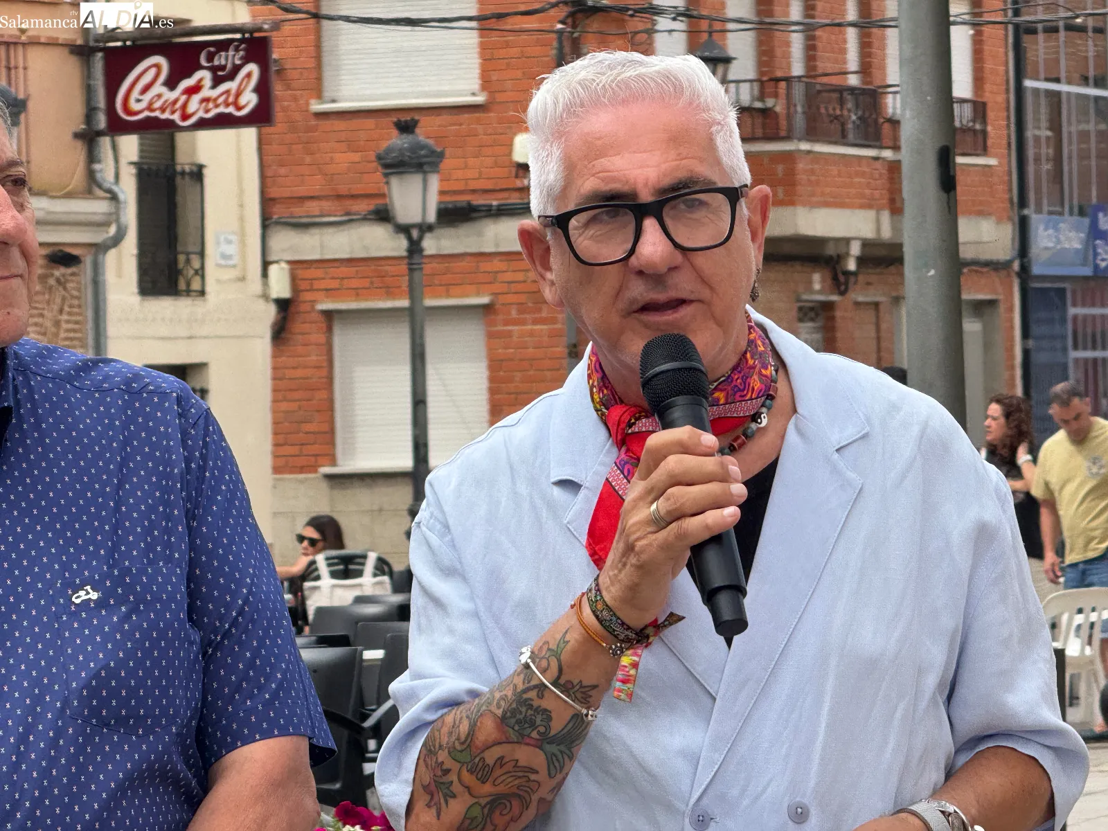 Foto 7 - Macotera re&uacute;ne tradici&oacute;n y folclore internacional en el arranque de su I Feria de Artesan&iacute;a