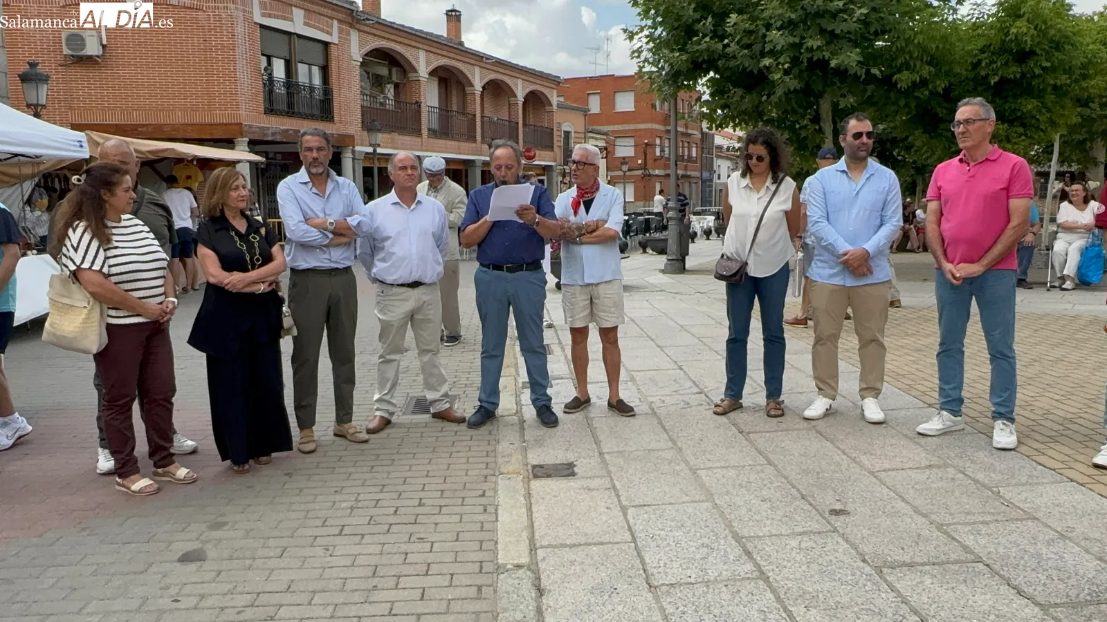 Foto 6 - Macotera re&uacute;ne tradici&oacute;n y folclore internacional en el arranque de su I Feria de Artesan&iacute;a
