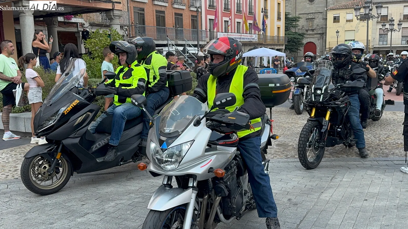 Foto 11 - El Comando Bracamonte re&uacute;ne a m&aacute;s de 140 moteros en la celebraci&oacute;n de su d&eacute;cimo aniversario