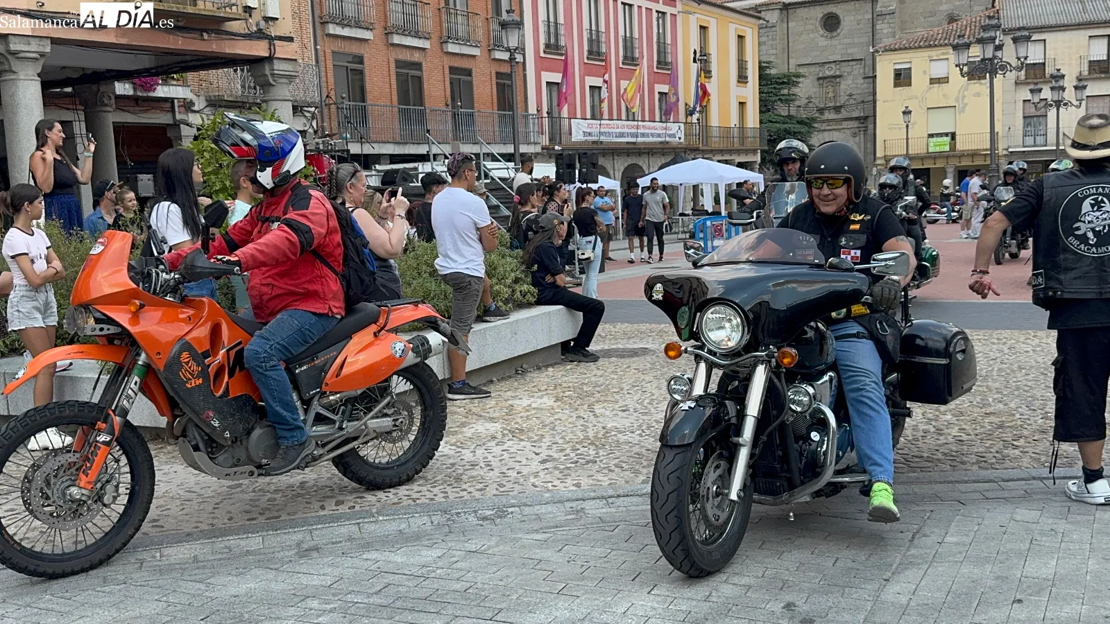 Foto 6 - El Comando Bracamonte re&uacute;ne a m&aacute;s de 140 moteros en la celebraci&oacute;n de su d&eacute;cimo aniversario