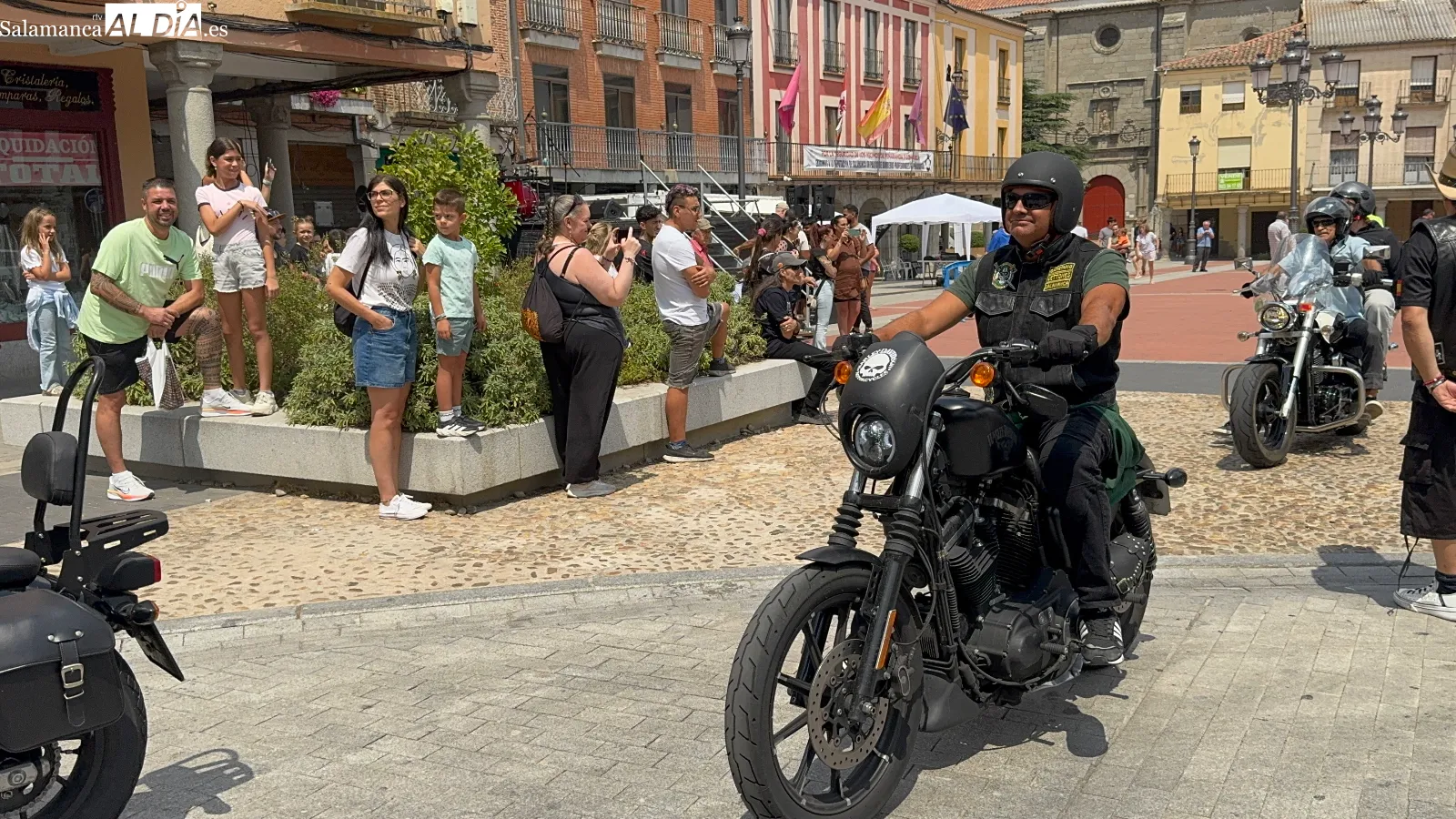 Foto 3 - El Comando Bracamonte re&uacute;ne a m&aacute;s de 140 moteros en la celebraci&oacute;n de su d&eacute;cimo aniversario