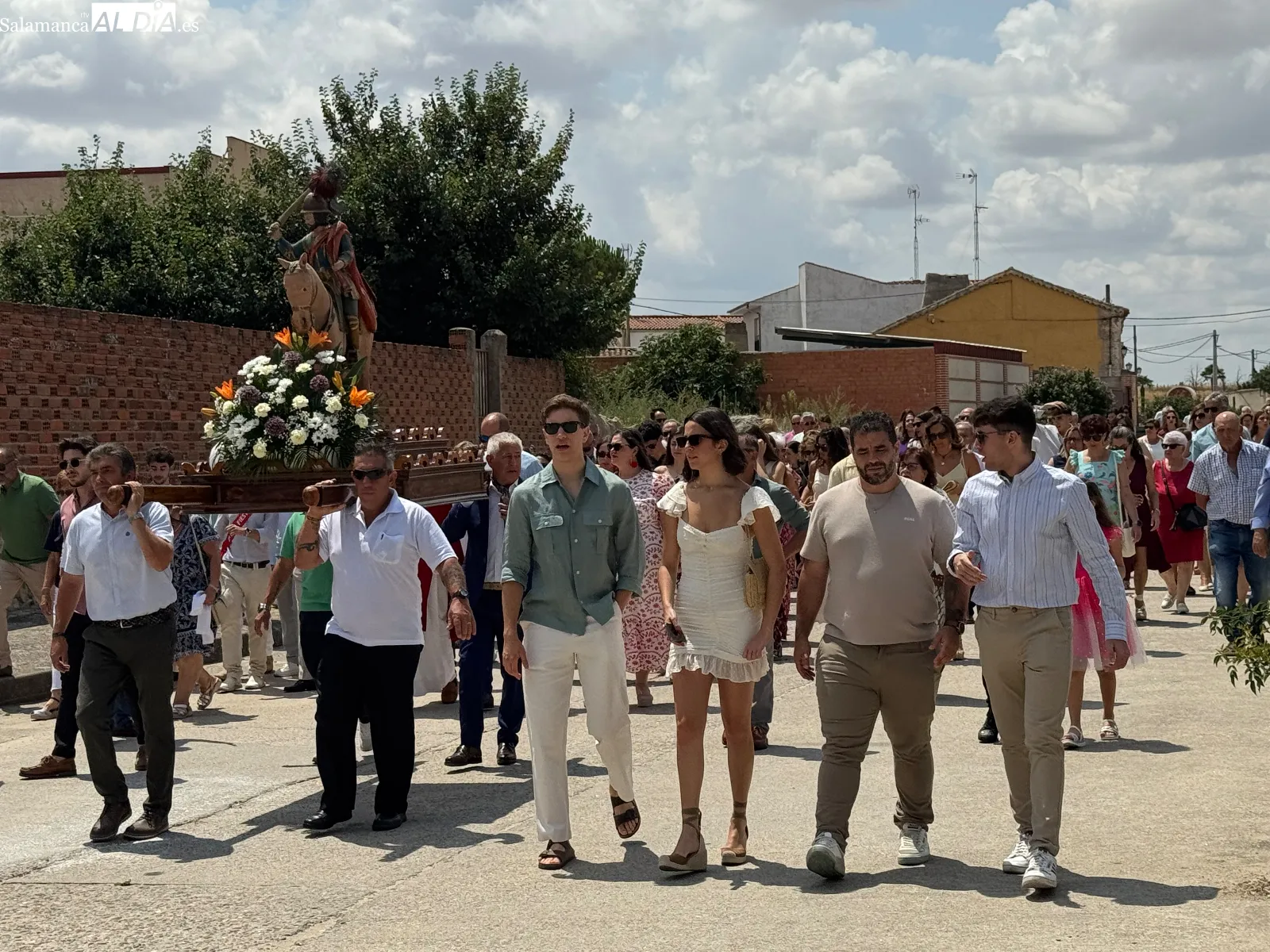 Foto 6 - Santiago de la Puebla vive con fervor el d&iacute;a grande de las fiestas en honor a Santiago Ap&oacute;stol