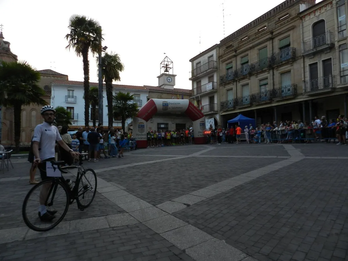 IX Carrera Nocturna de Alba de Tormes