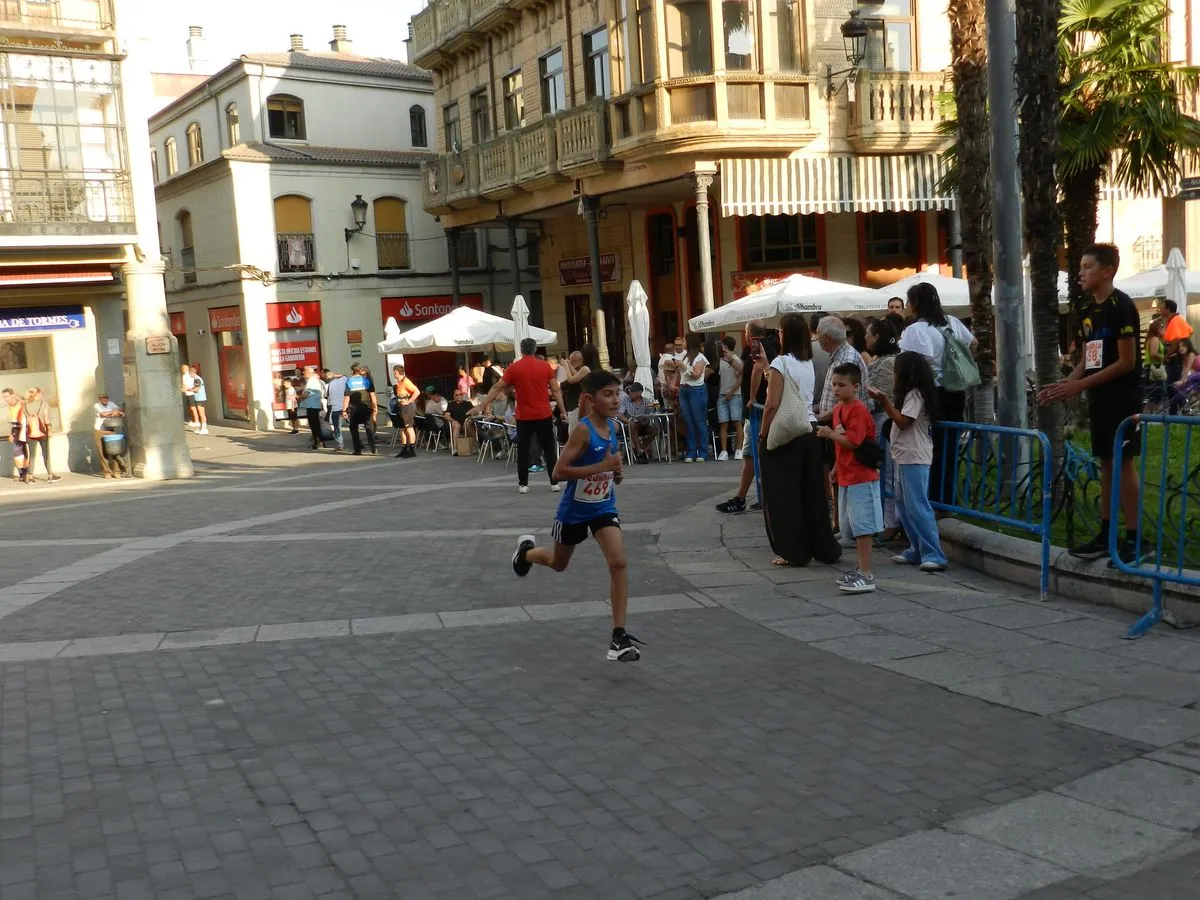 IX Carrera Nocturna de Alba de Tormes