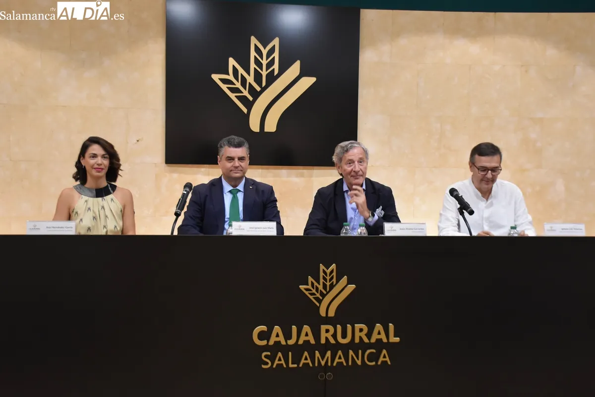 Jesús Álvarez en Salamanca: 'A mí me jubiló Televisión Española, yo no quería'. Fotos de Miguel González