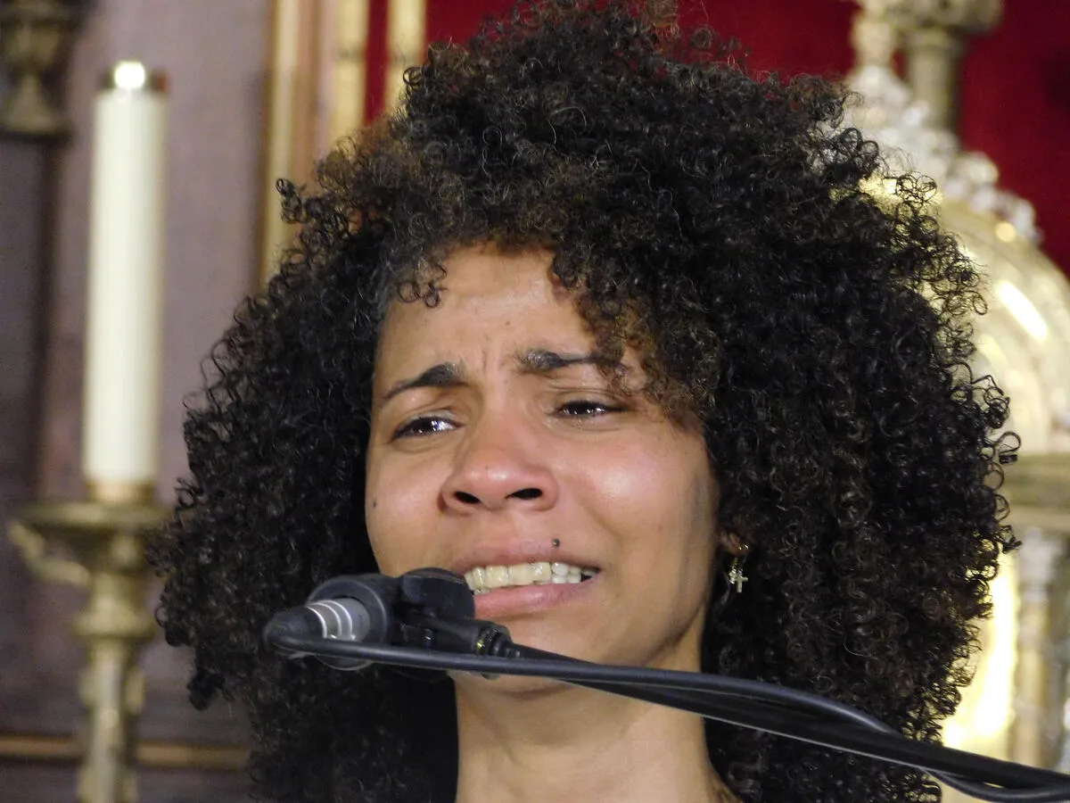 Alba de Tormes acoge una emotiva representación teatral dedicada a San Juan de la Cruz