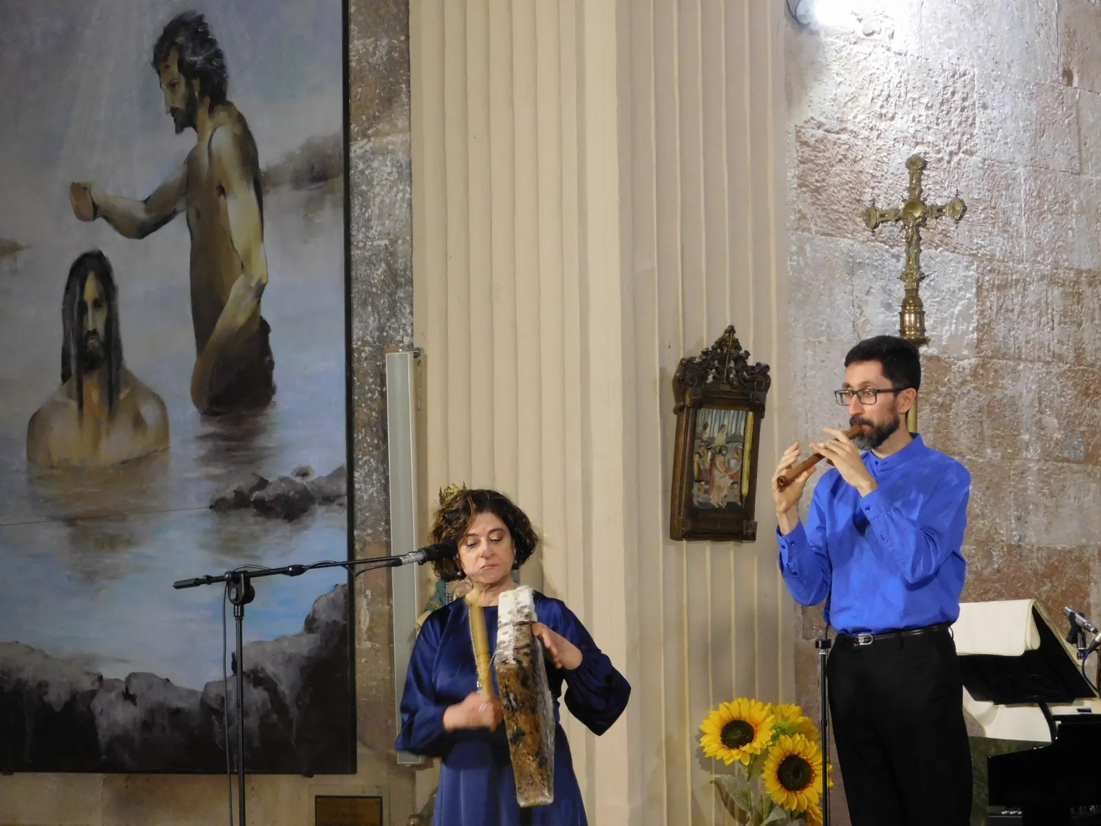 Foto 11 - La Vell&eacute;s inaugura su Semana Cultural con la representaci&oacute;n de 'Juan, el esp&iacute;ritu del amor'