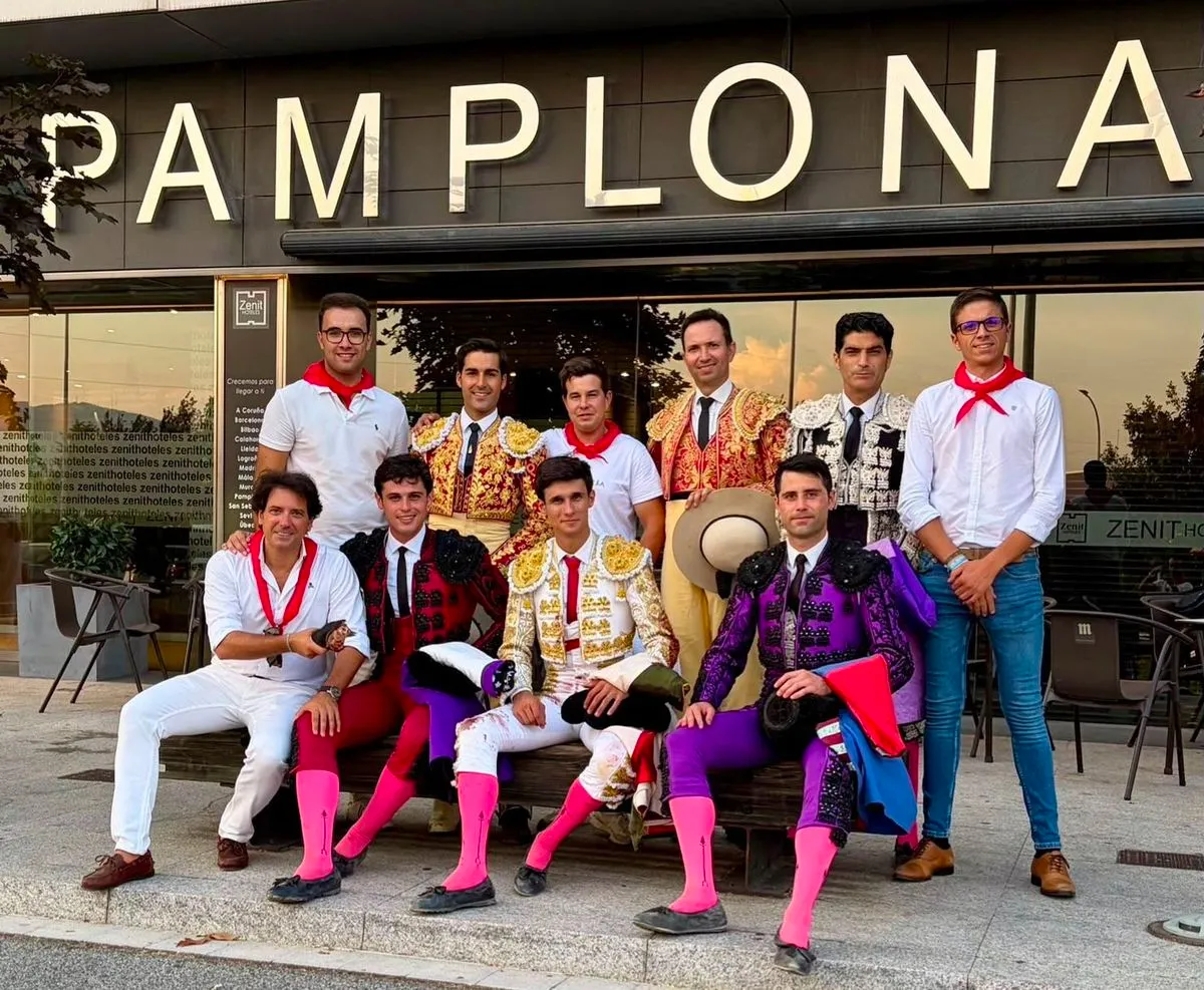 Foto 11 - FOTOS | Diosleguarde corta una oreja de peso en su debut en Pamplona