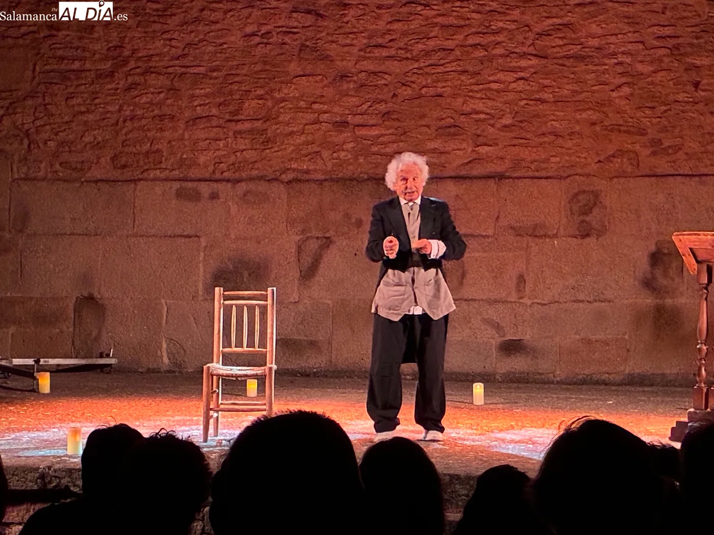 Actuación de Rafael Álvarez 'El Brujo' en Monleras ayer noche 