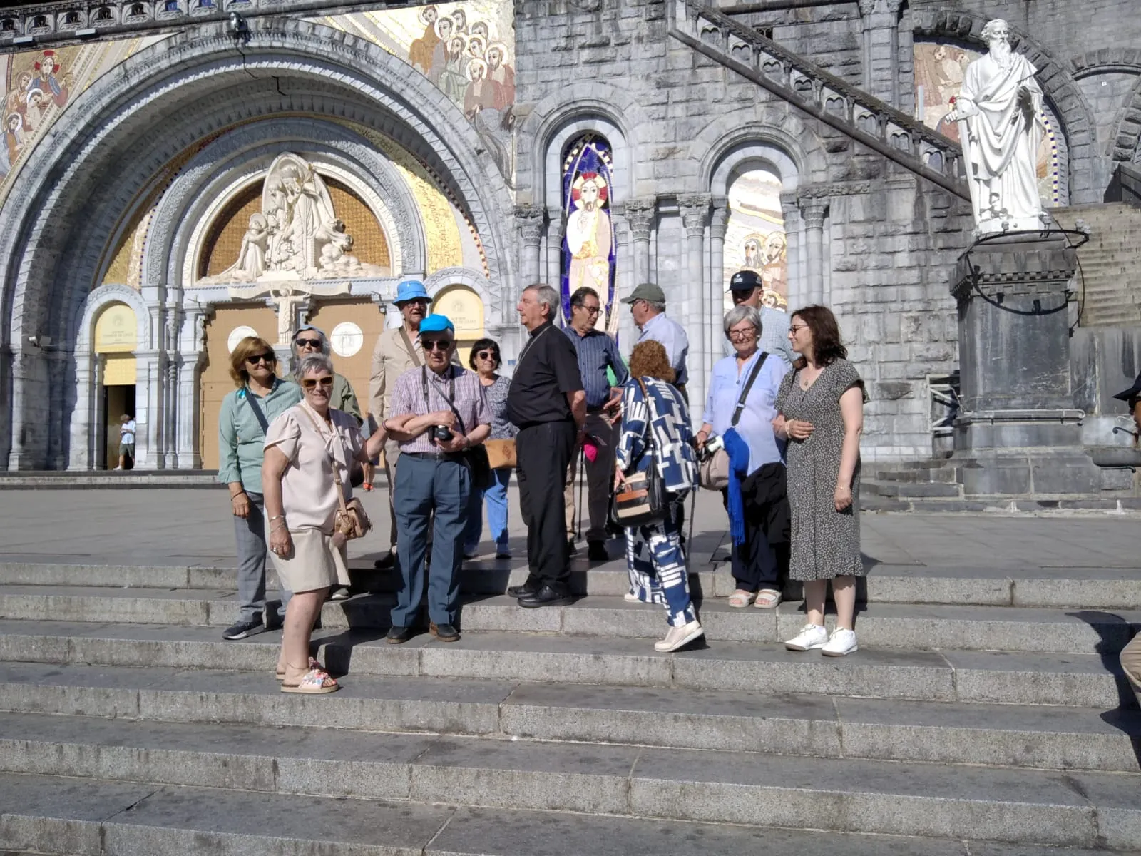 12 peregrinos de la Diócesis de Ciudad Rodrigo peregrinan a  Nuestra Señora de Lourdes