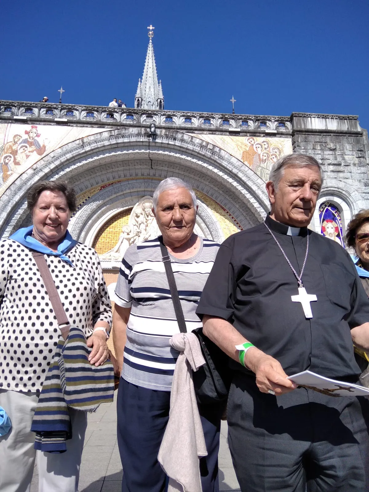 12 peregrinos de la Diócesis de Ciudad Rodrigo peregrinan a  Nuestra Señora de Lourdes