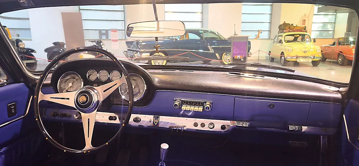 Foto 2 - Un legendario Jaguar Tipo E de 1970, pieza del mes del Museo de la Automoci&oacute;n de Salamanca