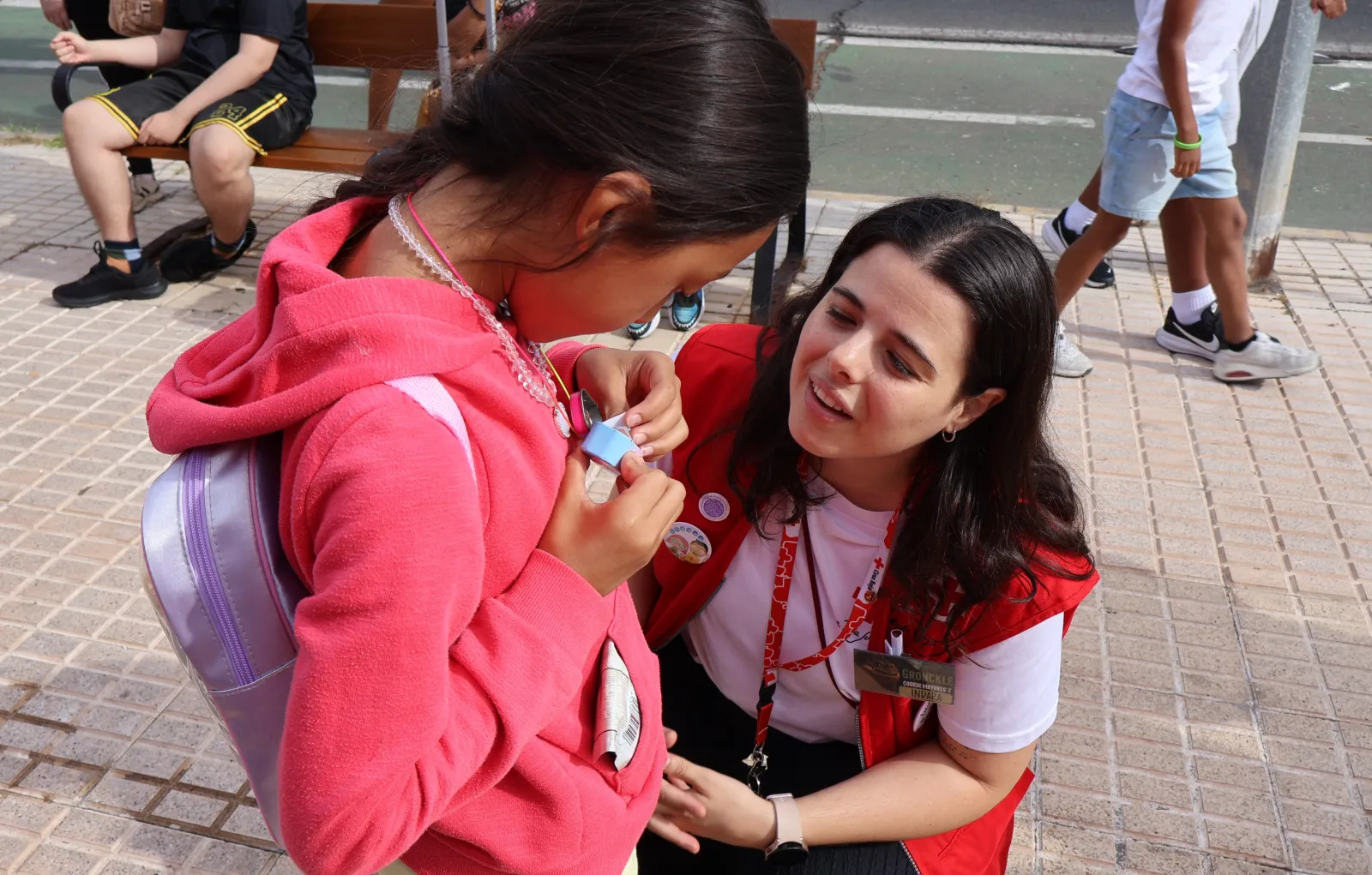 Foto 7 - FOTOS | Un centenar de menores salmantinos parten al campamento de Cruz Roja en Gredos