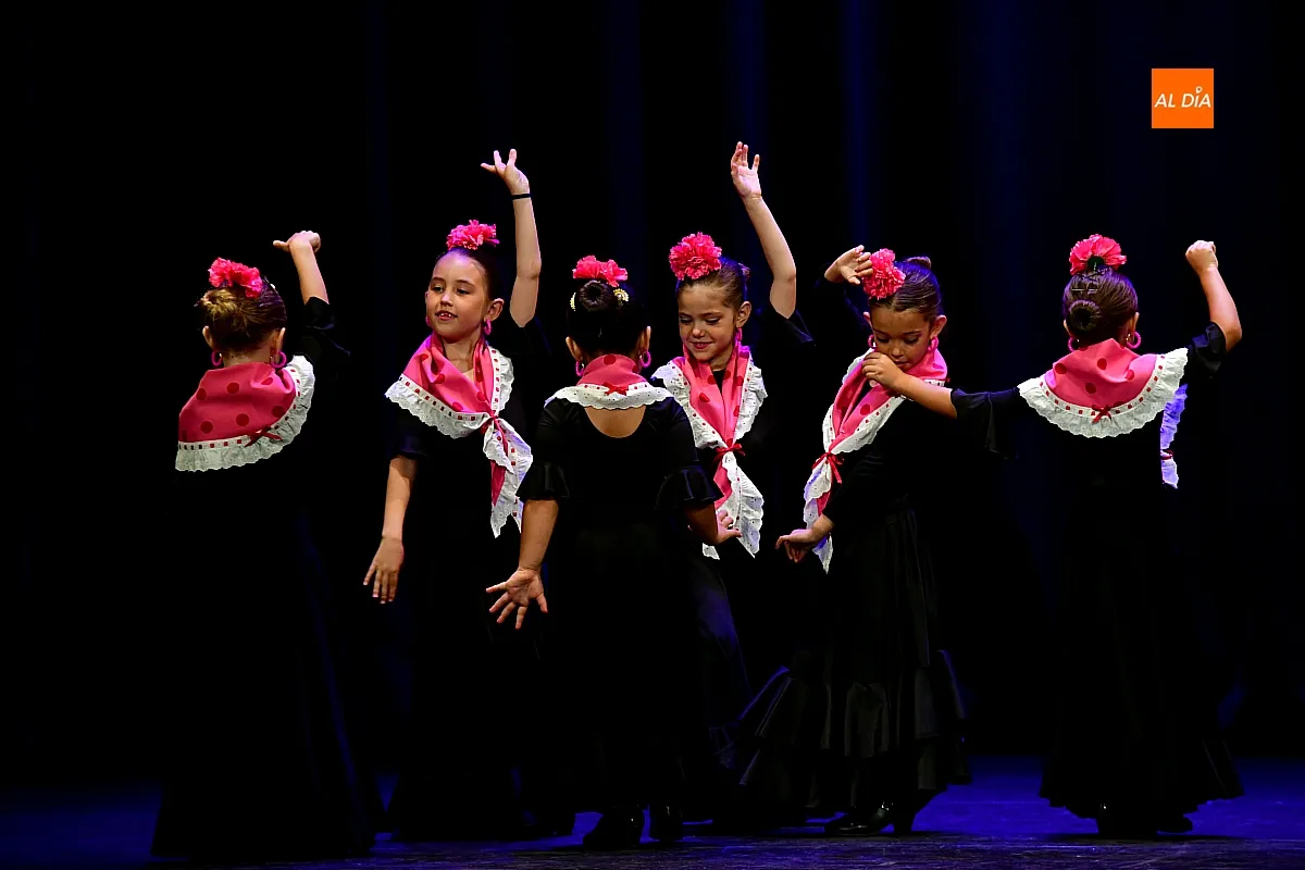 Baile de fin de curso del grupo `Son de Lunares´