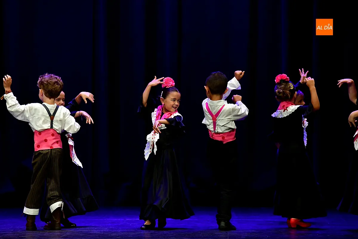 Baile de fin de curso del grupo `Son de Lunares´