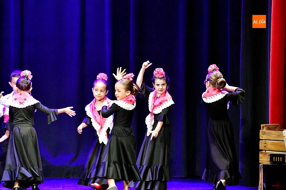 Baile de fin de curso del grupo `Son de Lunares´