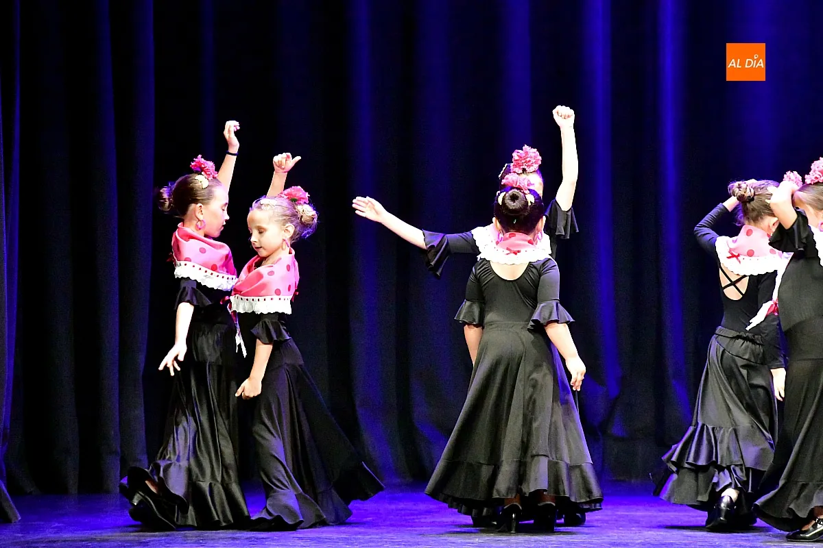 Baile de fin de curso del grupo `Son de Lunares´