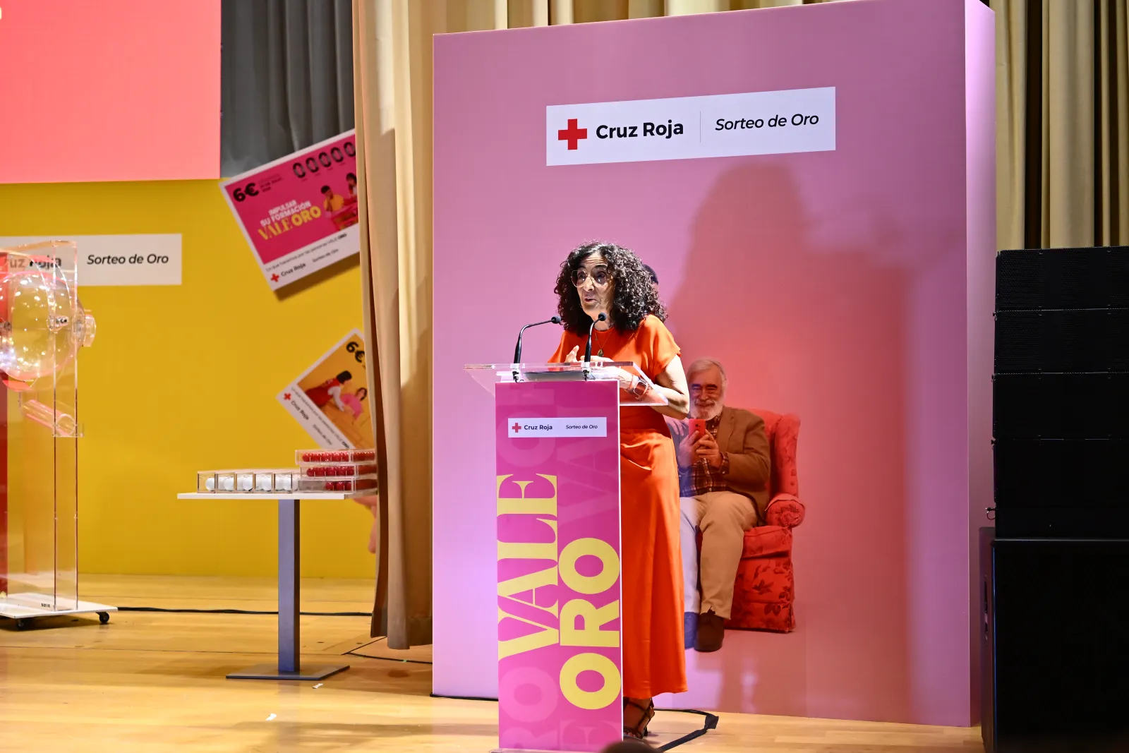 Foto 2 - El Sorteo de Oro de Cruz Roja deja m&aacute;s de 24.000 euros en Salamanca