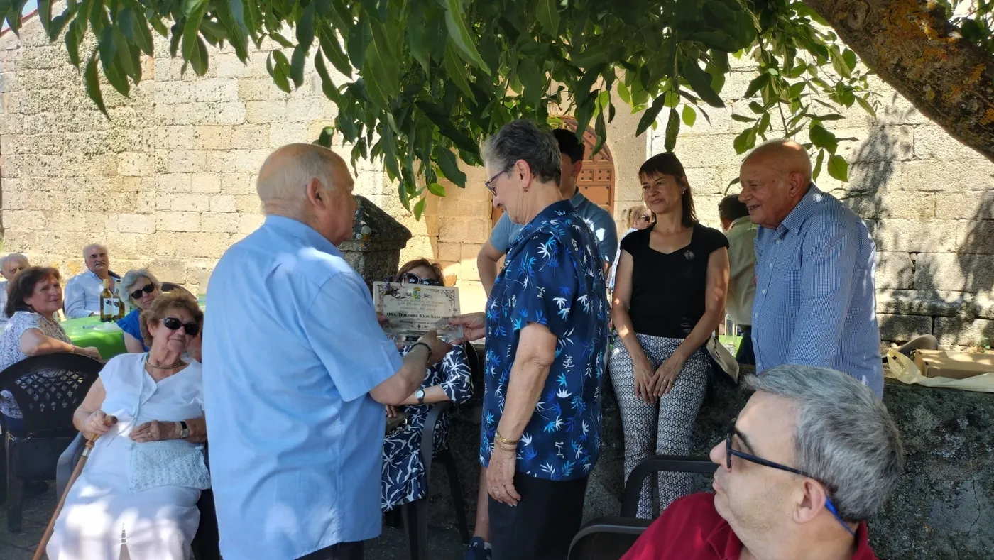 La Asociación Cultural de Mayores 'San Pedro Apóstol' de Bañobárez celebró su festividad patronal