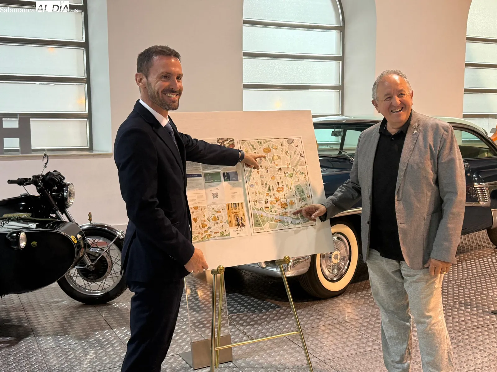 Foto 7 - El Museo de la Automoci&oacute;n y El Corte Ingl&eacute;s lanzan un plano tur&iacute;stico exclusivo de Salamanca