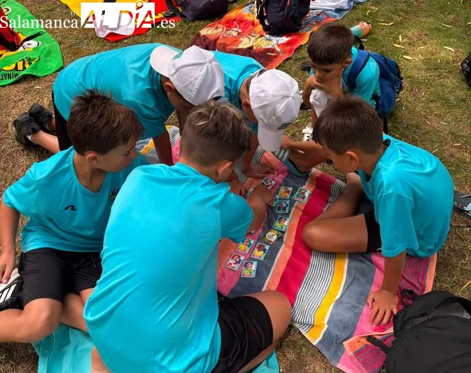 Foto 6 - El Campus de Verano del Alba de Tormes CF combina formaci&oacute;n y experiencias &uacute;nicas para los j&oacute;venes futbolistas