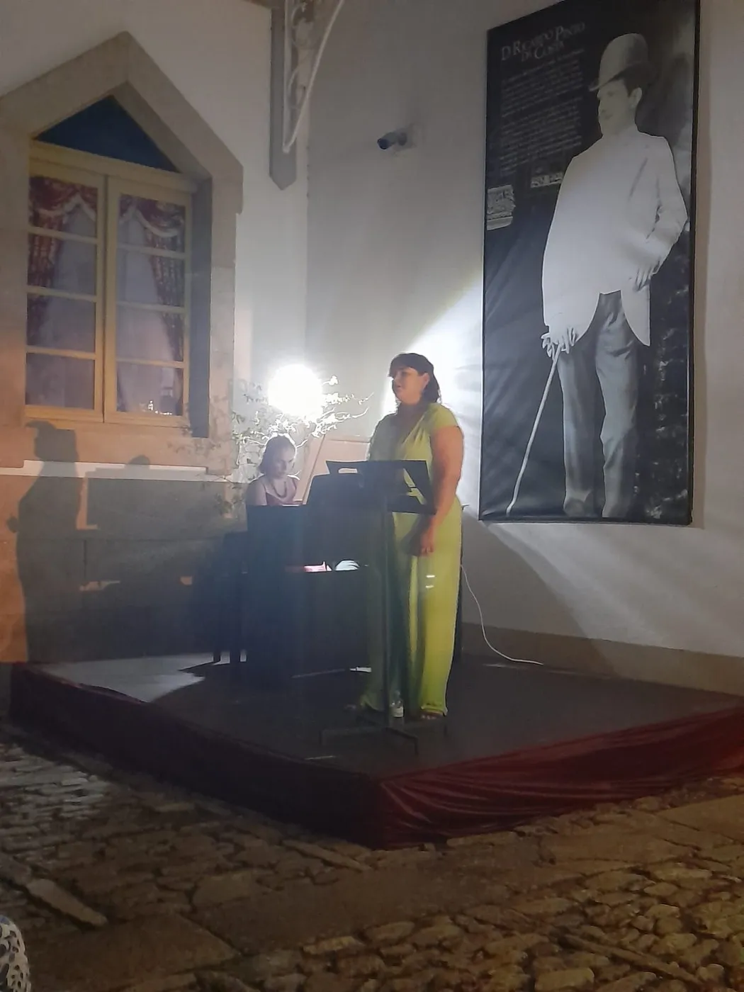 Imágenes de las actuaciones de estas 'Veladas musicales' en la Casa de los Condes de Lumbrales