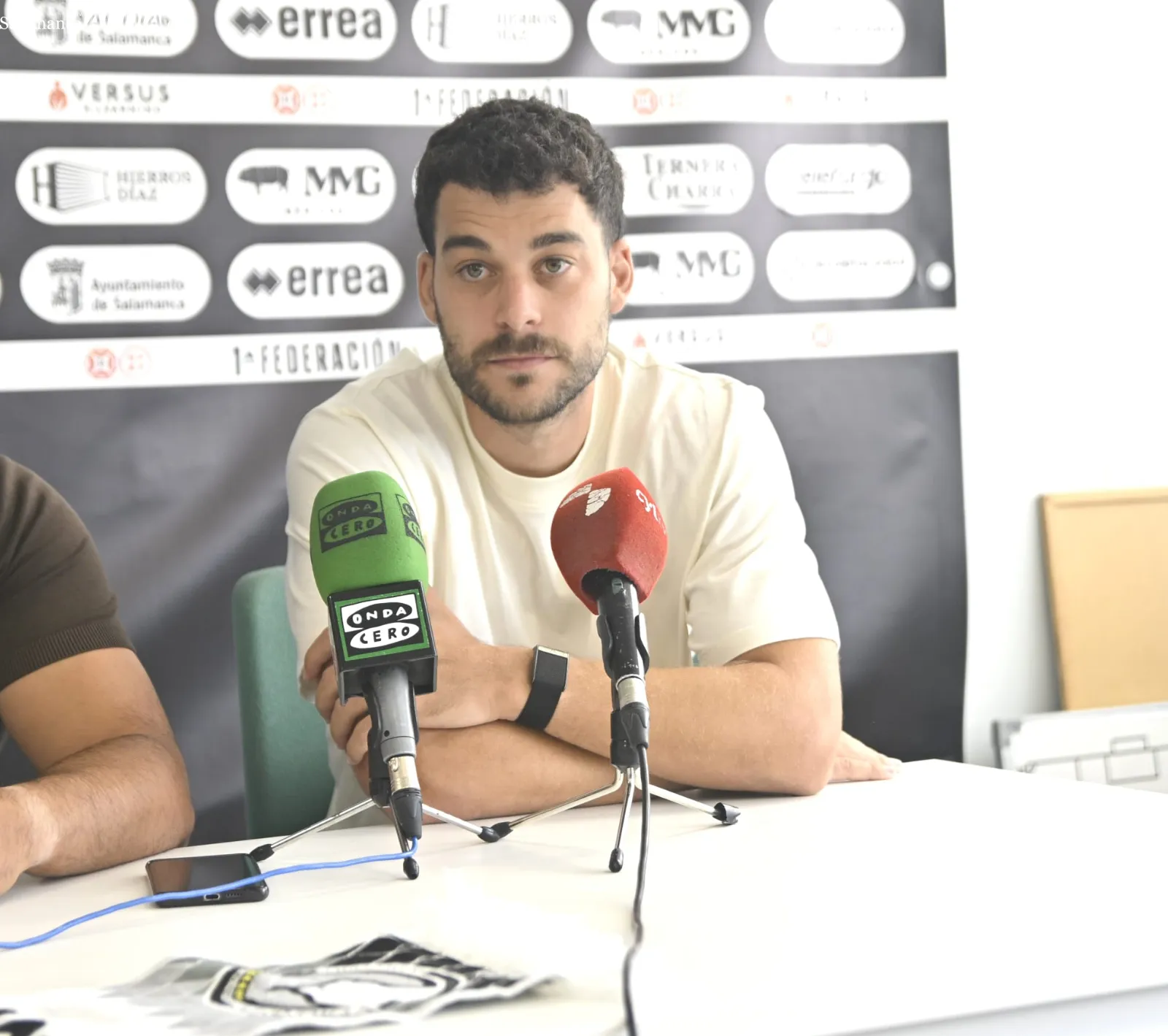 Unionistas presenta a Luis Alcalde, Pau Ferrer y Alejandro Marcelo en el Reina Sofía | FOTOS: SALAMANCArtv AL DÍA