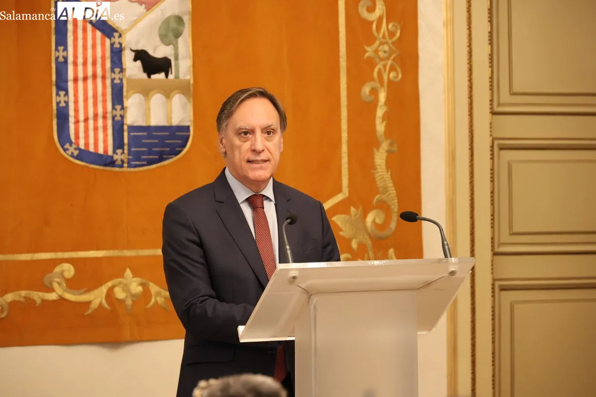 Presentación en el Ayuntamiento de los conciertos de las próximas Fiestas de Salamanca. Foto de David Sañudo