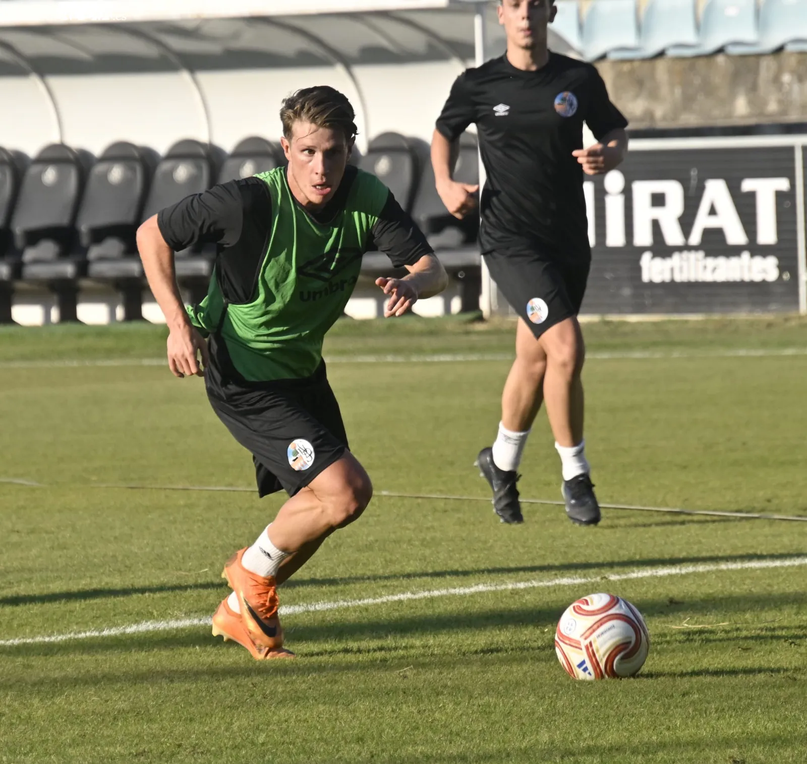 Foto 6 - FOTOS | Iker Muniain dirige su primer entrenamiento al frente del Salamanca CF UDS