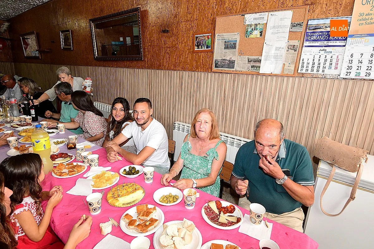 Comida de Vecinos barrio de Santa Ana