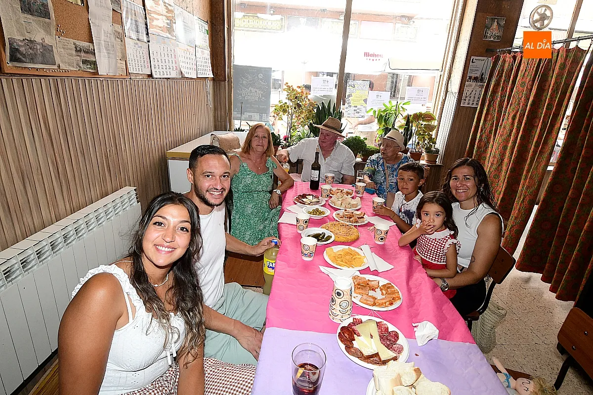 Comida de Vecinos barrio de Santa Ana