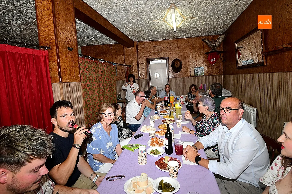 Comida de Vecinos barrio de Santa Ana