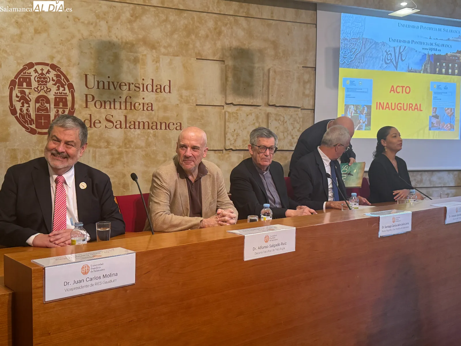 El Aula de Grados de la Universidad Pontificia de Salamanca (UPSA) ha acogido la inauguración de estos dos programas internacionales 