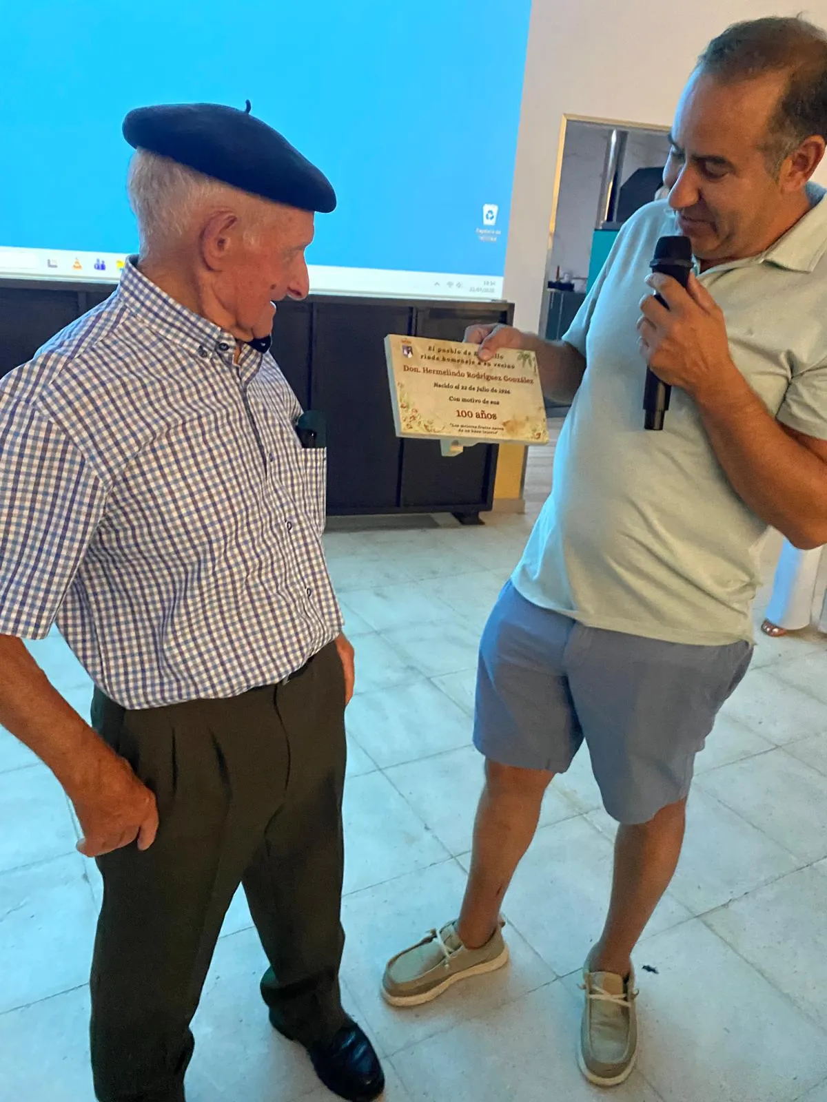Celebración de los 100 años de Hermelindo Rodríguez 