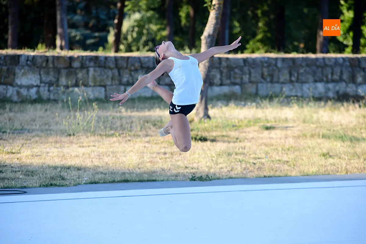 Exhibición alumnas Club Gimnasia Ítaca