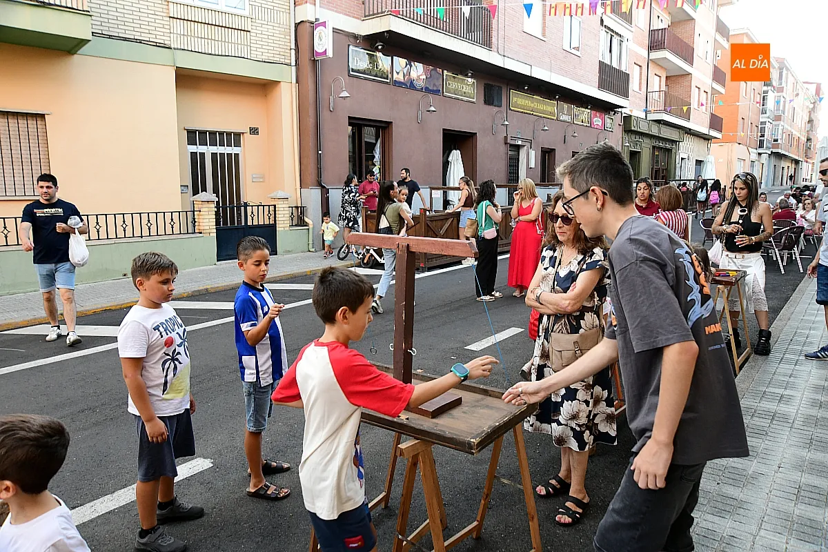 Juegos para niños en el Barrio de Santa Ana