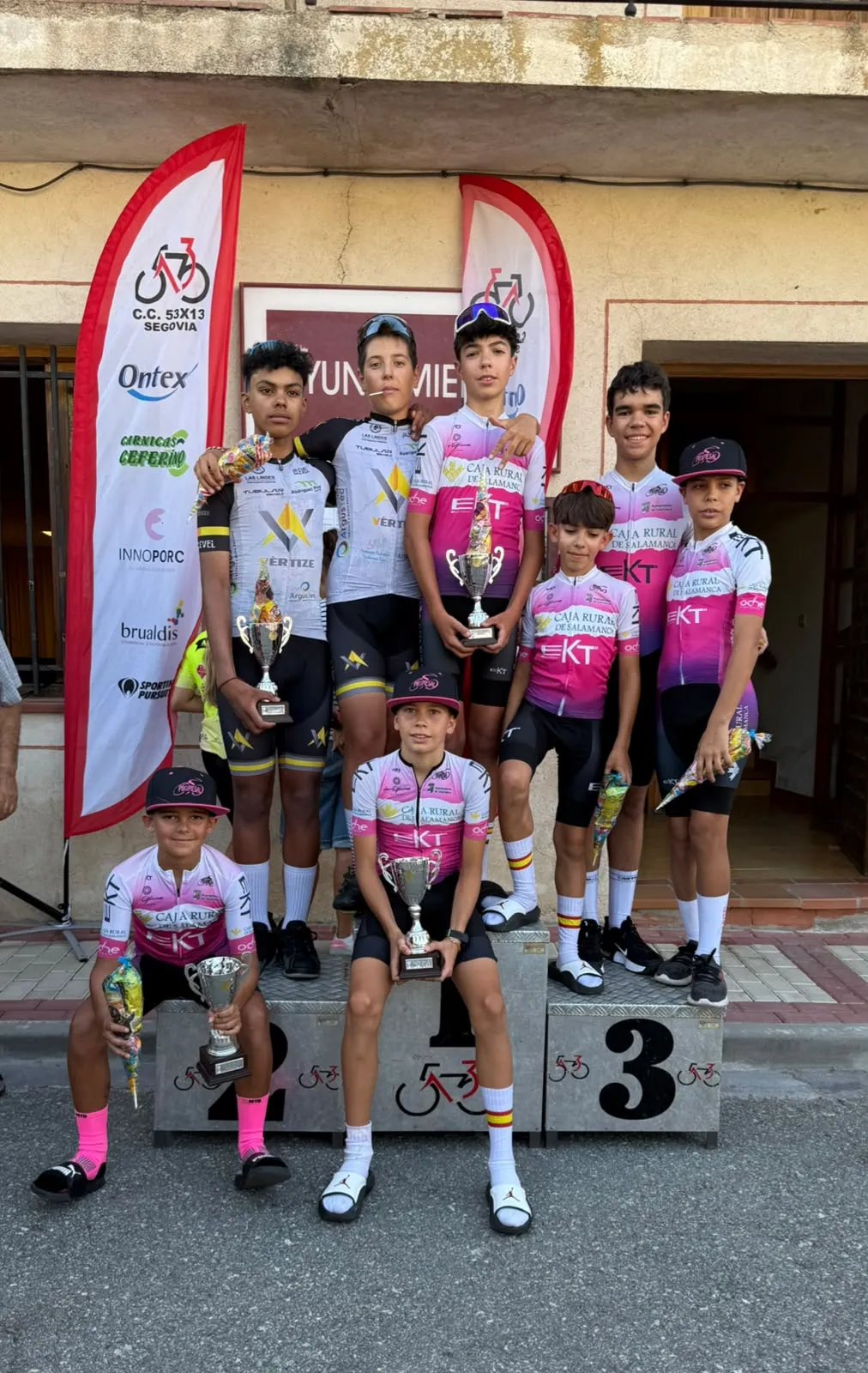Foto 6 - FOTOS | La Escuela Promesal brilla con m&uacute;ltiples podios en Segovia y el triunfo de Enzo Garc&iacute;a en Madrid